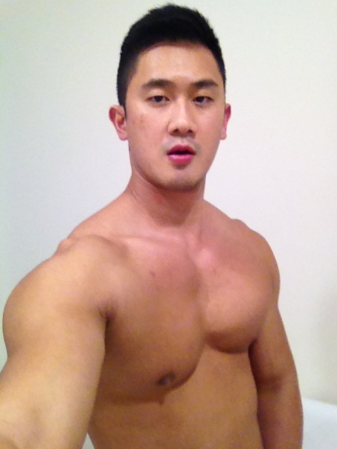 Beefy Jeremy Yong Queerclick