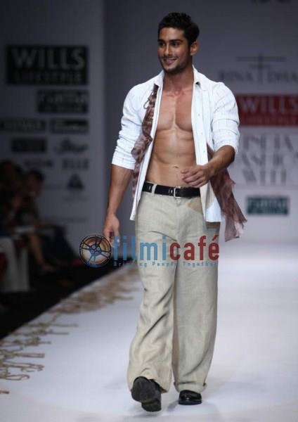 prateik-babbar-0920-05.jpg