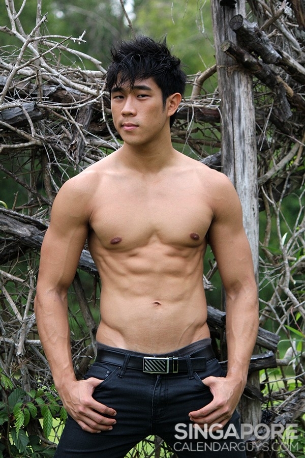 sg-calendar-guy-130907-7.jpg