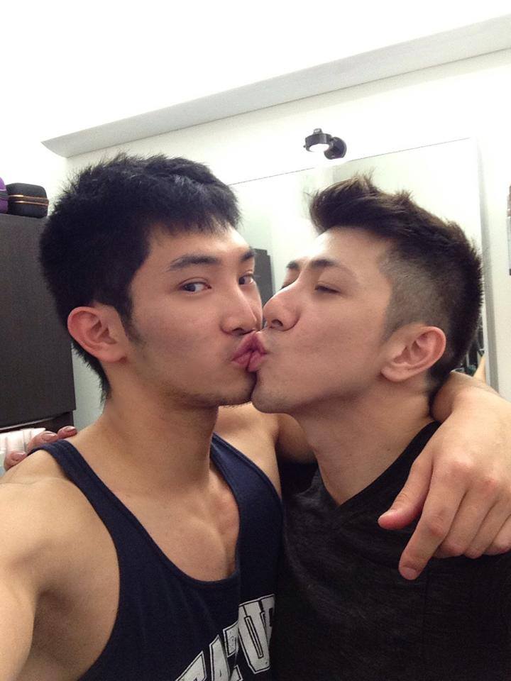 Asian Boys Xxx Erik - Eric East and Guy Tang - QueerClick