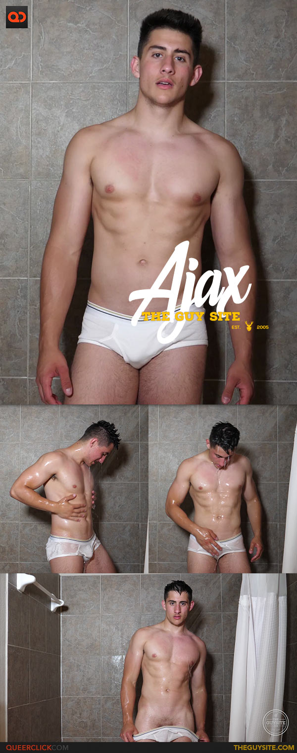 The Guy Site: Ajax - Quarterback Shows His Hole